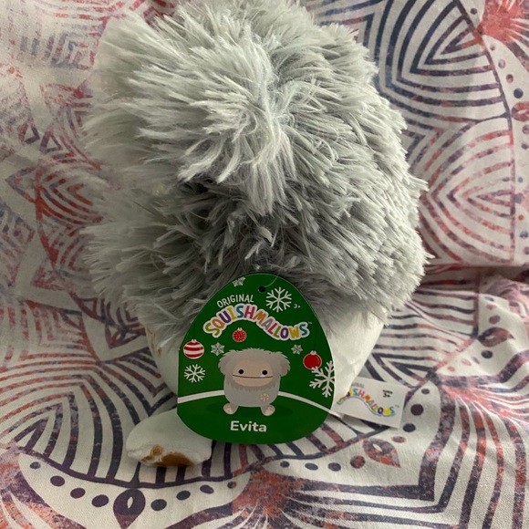 NWT squishmallows Squishmallow evita the big foot Christmas plush - Picture 2 of 6